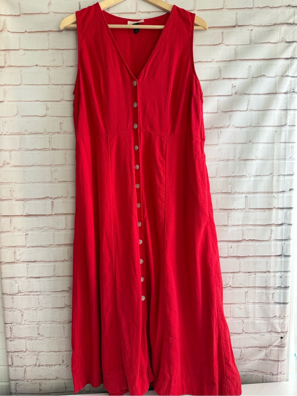 Red Button-Front Linen Style Sleeveless Maxi Dress